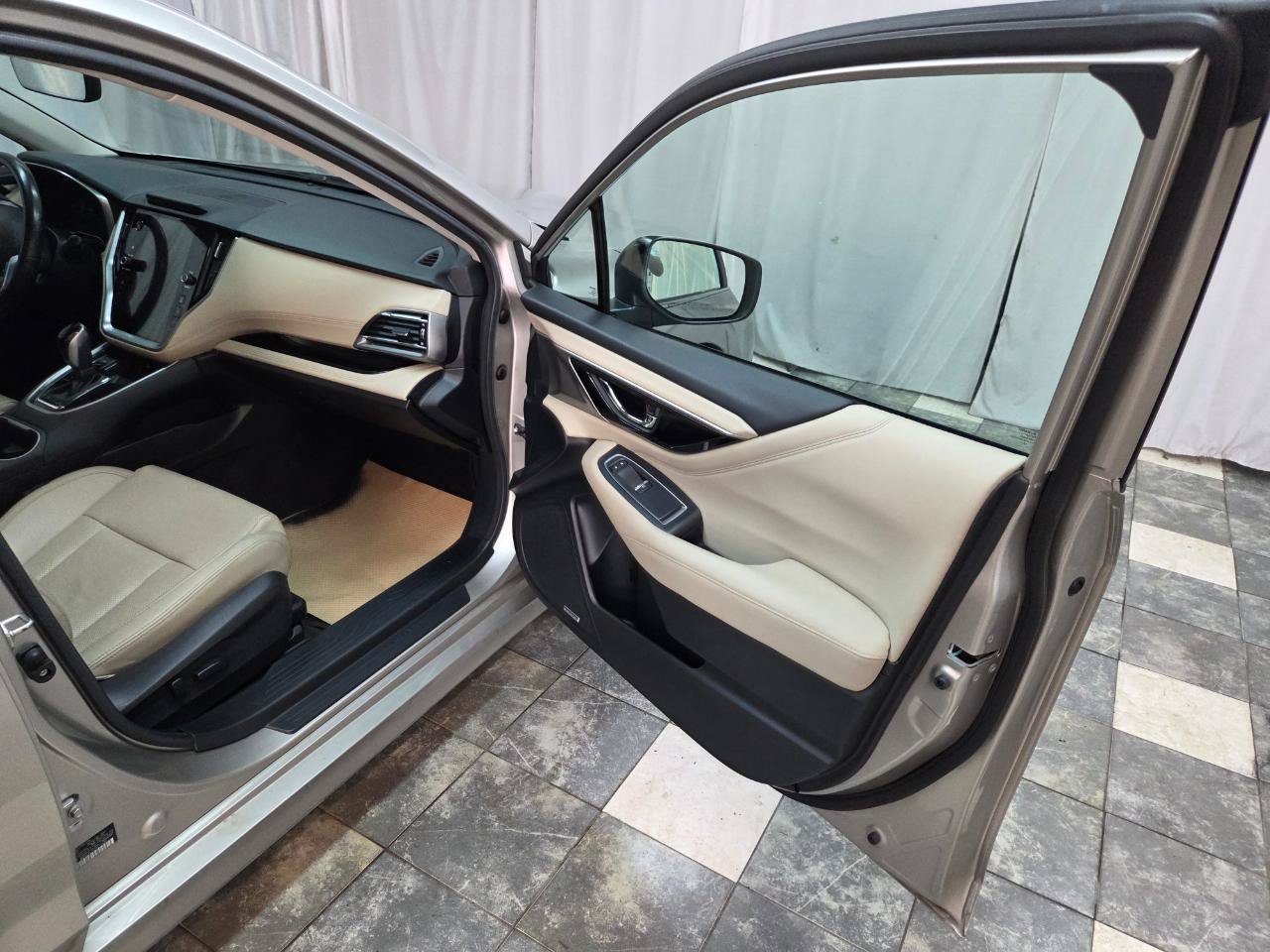 Used 2020 Subaru Legacy Limited AWD/4WD image 10