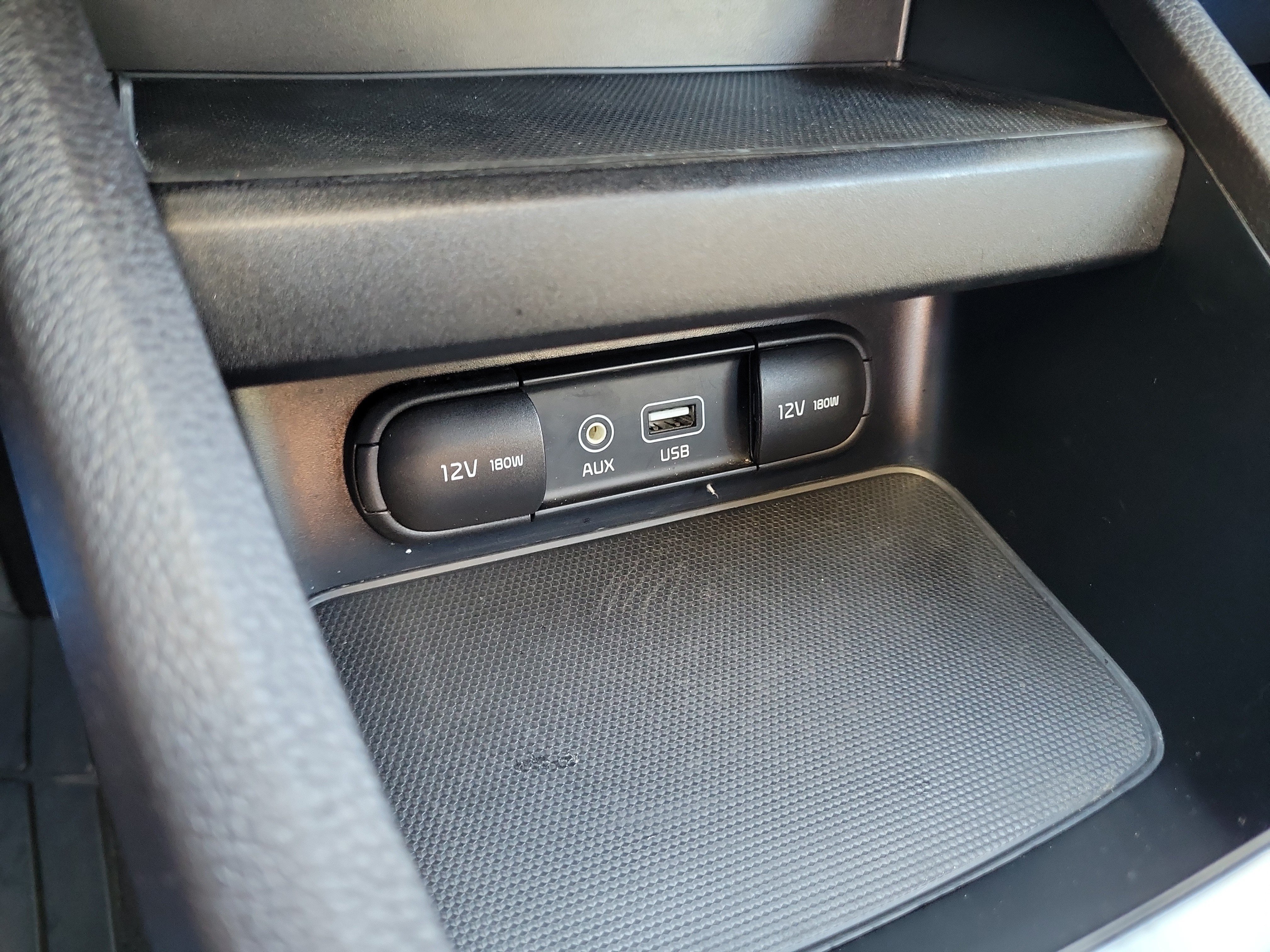 Used 2020 Kia Forte LXS FWD image 33