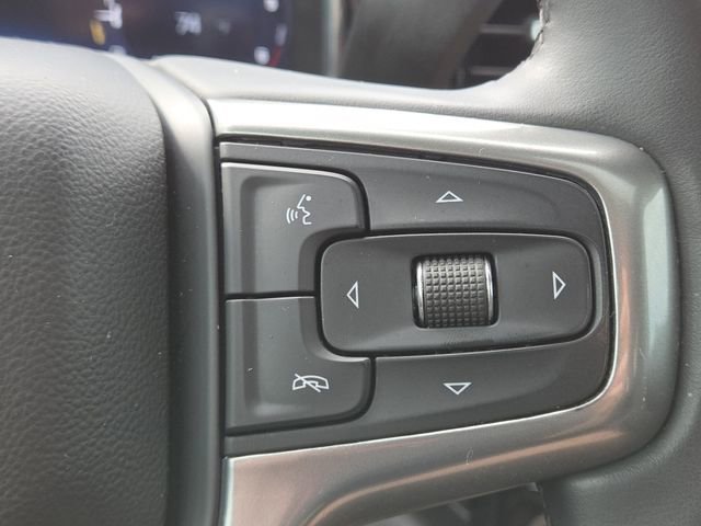 Used 2023 Chevrolet Silverado 1500 LT Trail Boss w/ LPO, Dark Essentials Package image 13