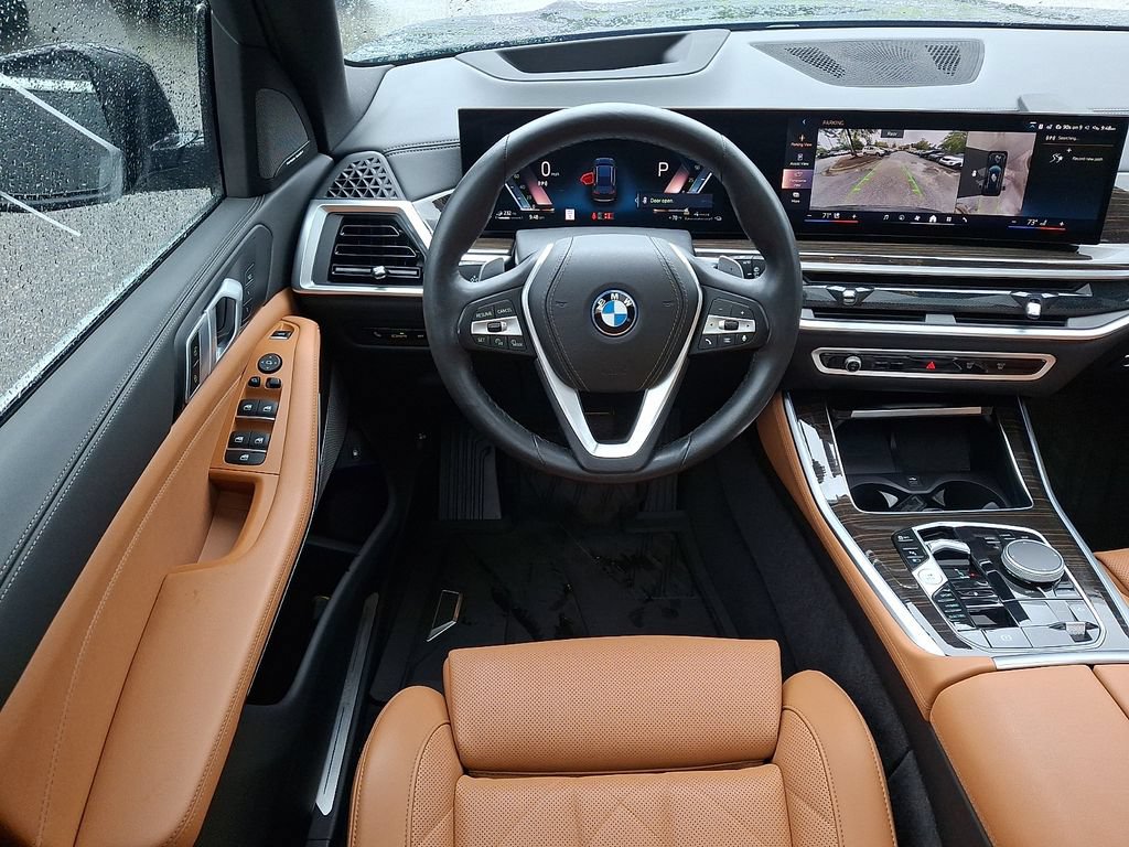 Used 2024 BMW X5 xDrive50e w/ Premium Package AWD/4WD image 11