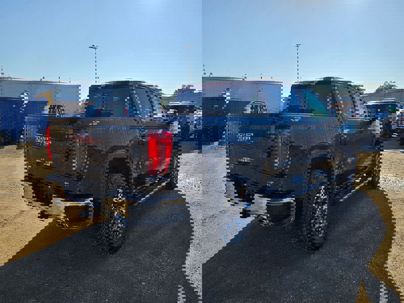 New 2026 GMC Sierra 1500 SLT w/ SLT Premium Plus Package image 6