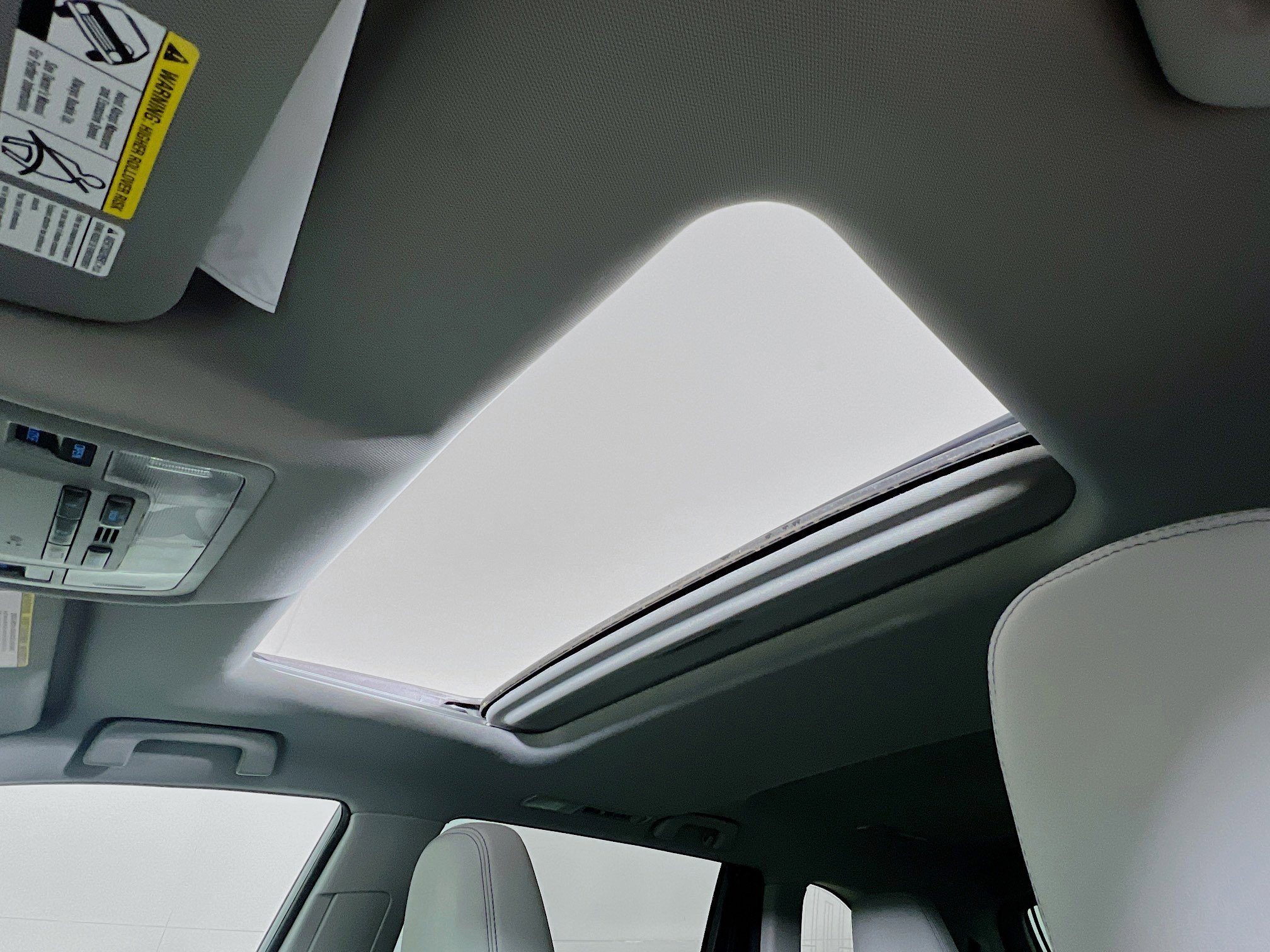 Used 2015 Toyota Highlander XLE image 14