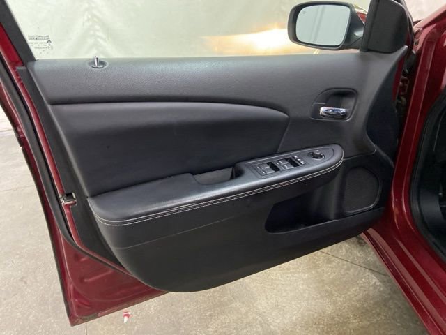 Used 2012 Chrysler 200 Limited w/ Sun/Sound Group FWD image 28
