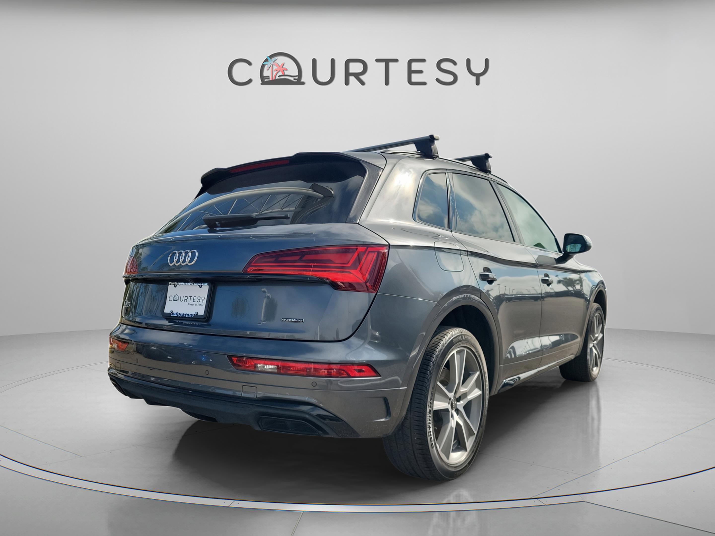 Used 2025 Audi Q5 2.0T Premium image 5