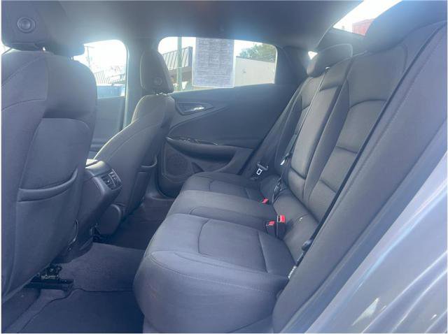 Used 2019 Chevrolet Malibu LT FWD image 18