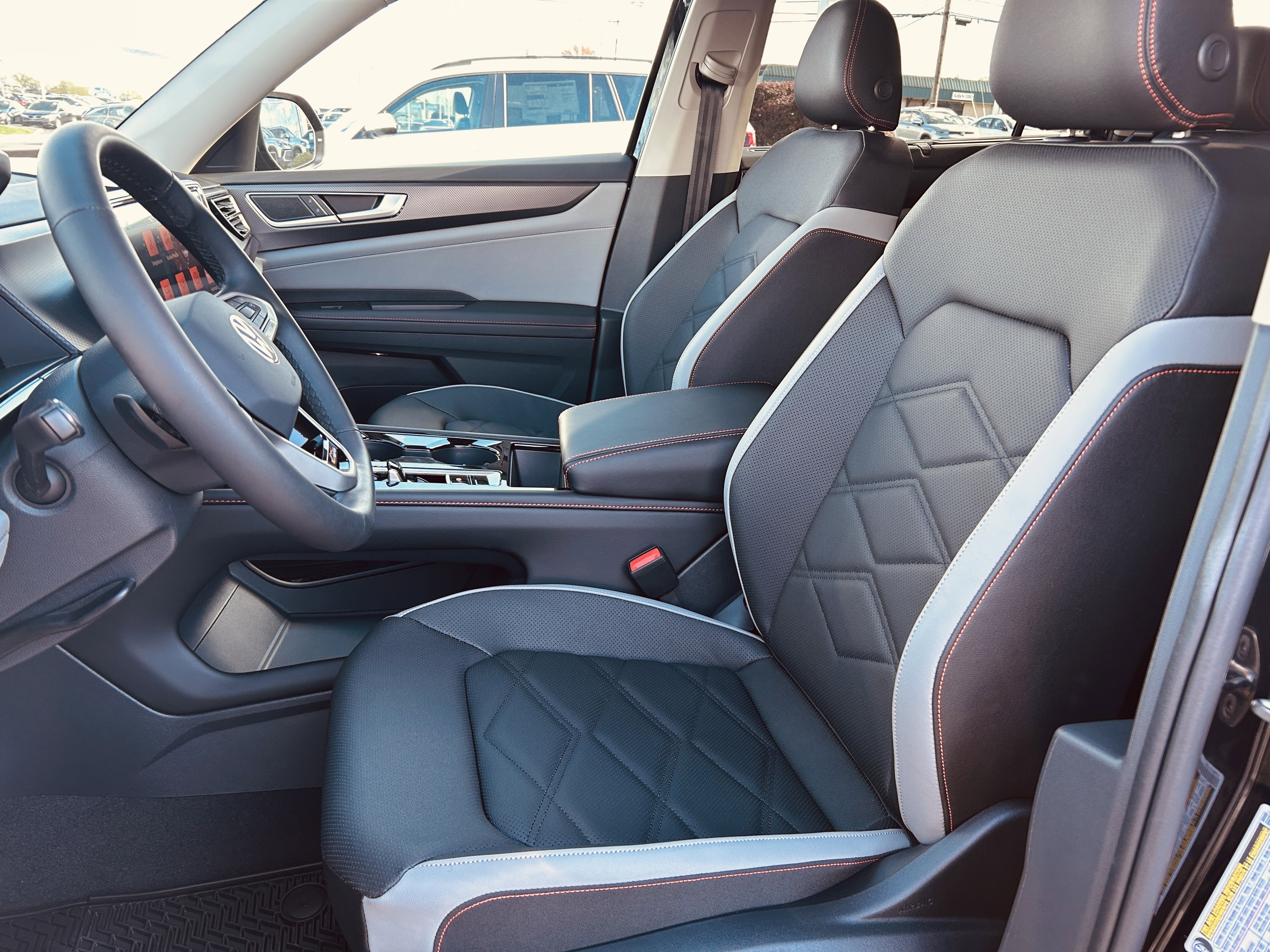 New 2026 Volkswagen Atlas Peak Edition image 19