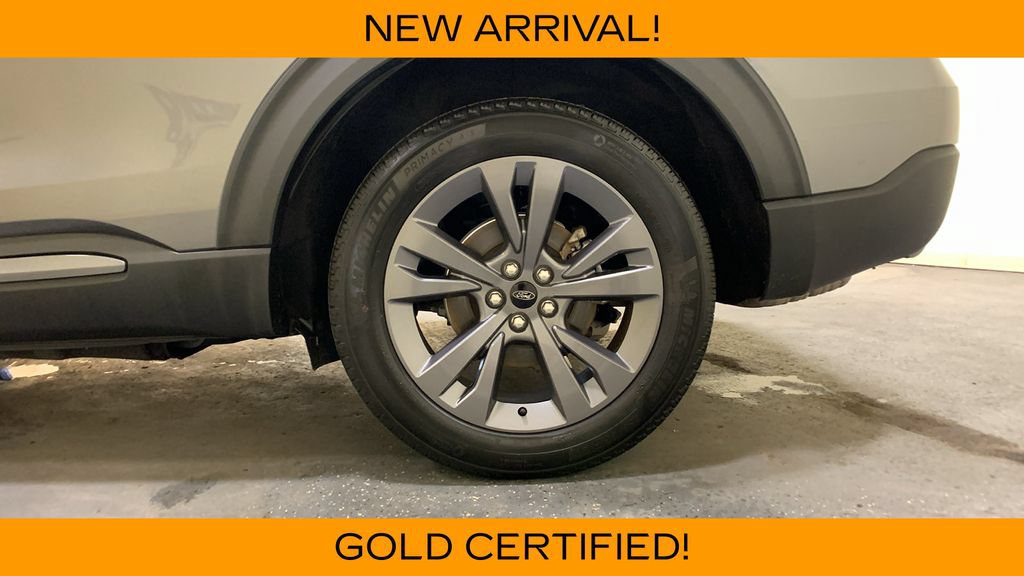 Used 2023 Ford Explorer XLT w/ Equipment Group 202A AWD/4WD image 23