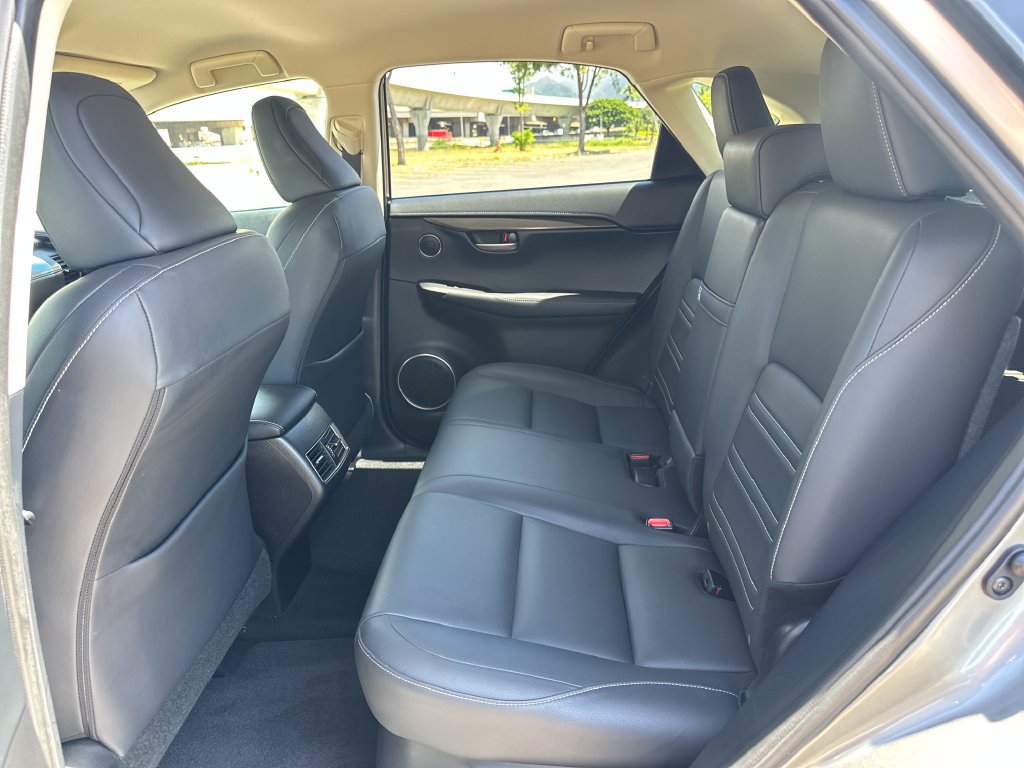 Used 2015 Lexus NX 200t FWD image 18