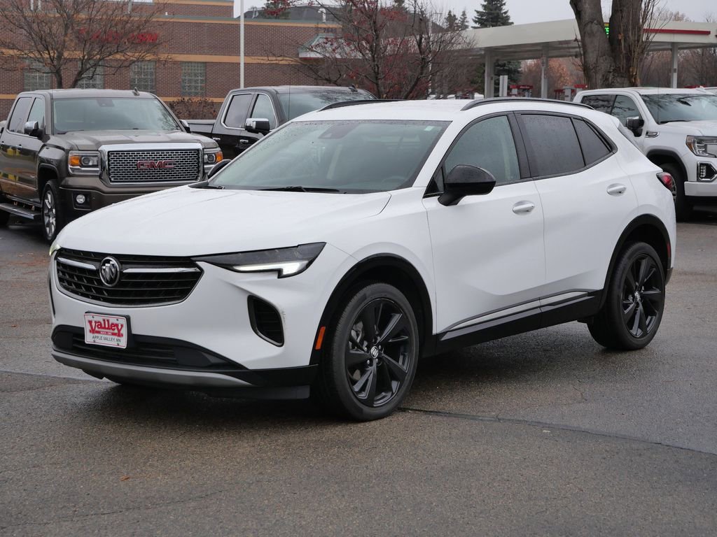 Used 2022 Buick Envision Essence w/ Sport Touring Package image 4