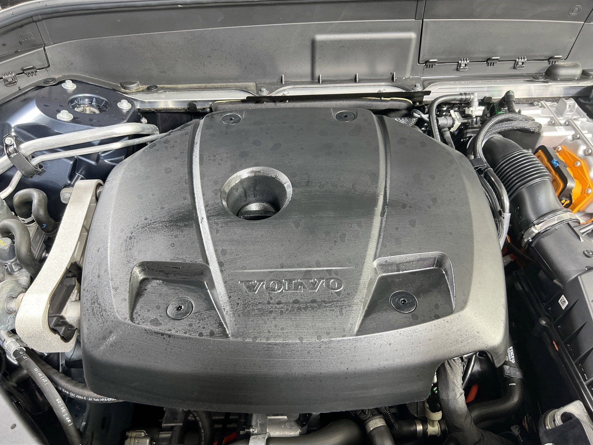 Used 2025 Volvo XC90 T8 Plus w/ Protection Package Premier image 31