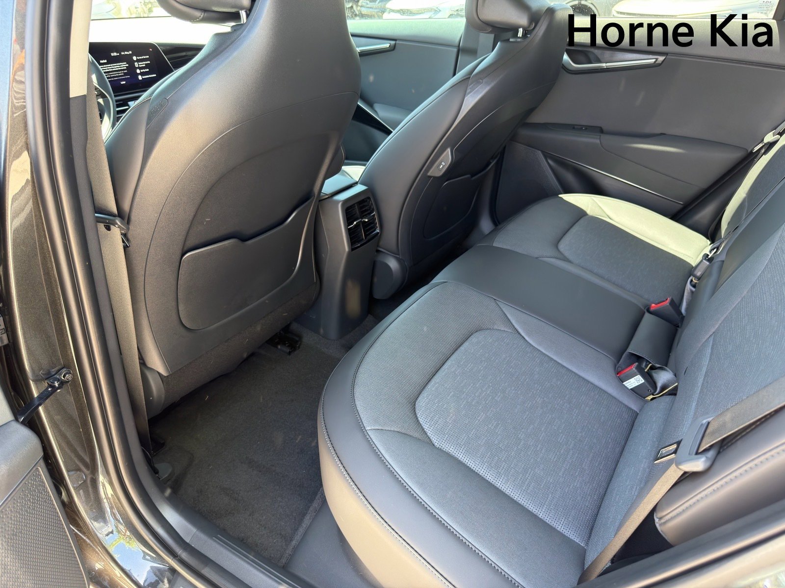 New 2026 Kia Niro Wave FWD image 21
