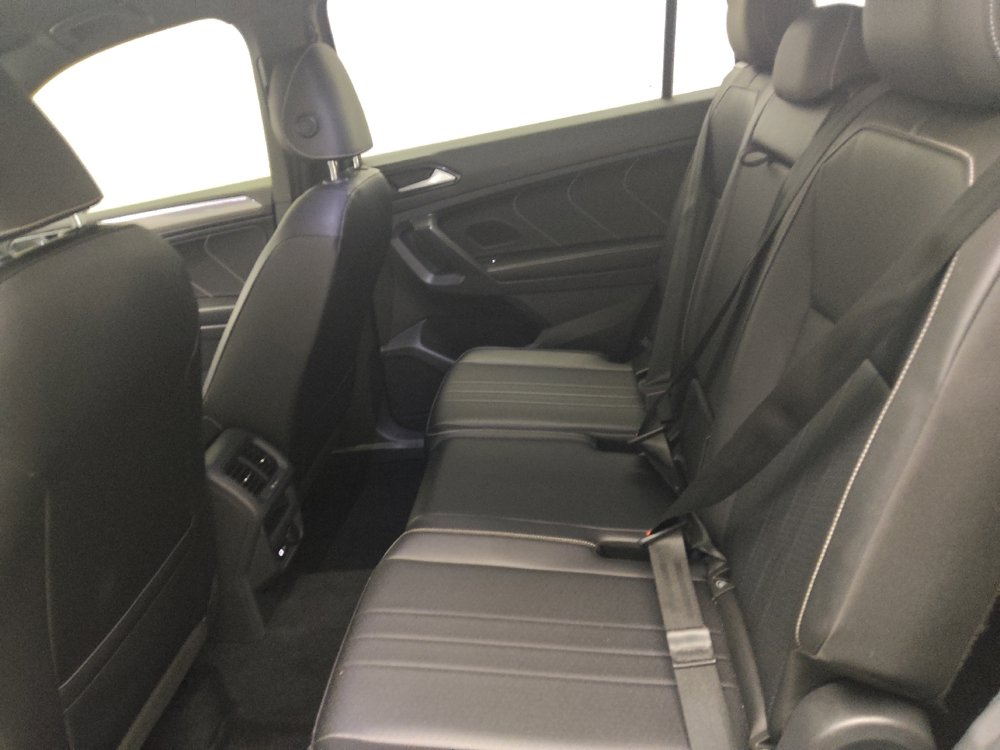 Used 2022 Volkswagen Tiguan SE R-Line FWD image 18