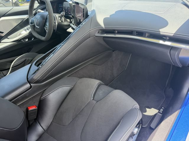Used 2023 Chevrolet Corvette Stingray Preferred Conv w/ Z51 Performance Package RWD image 15