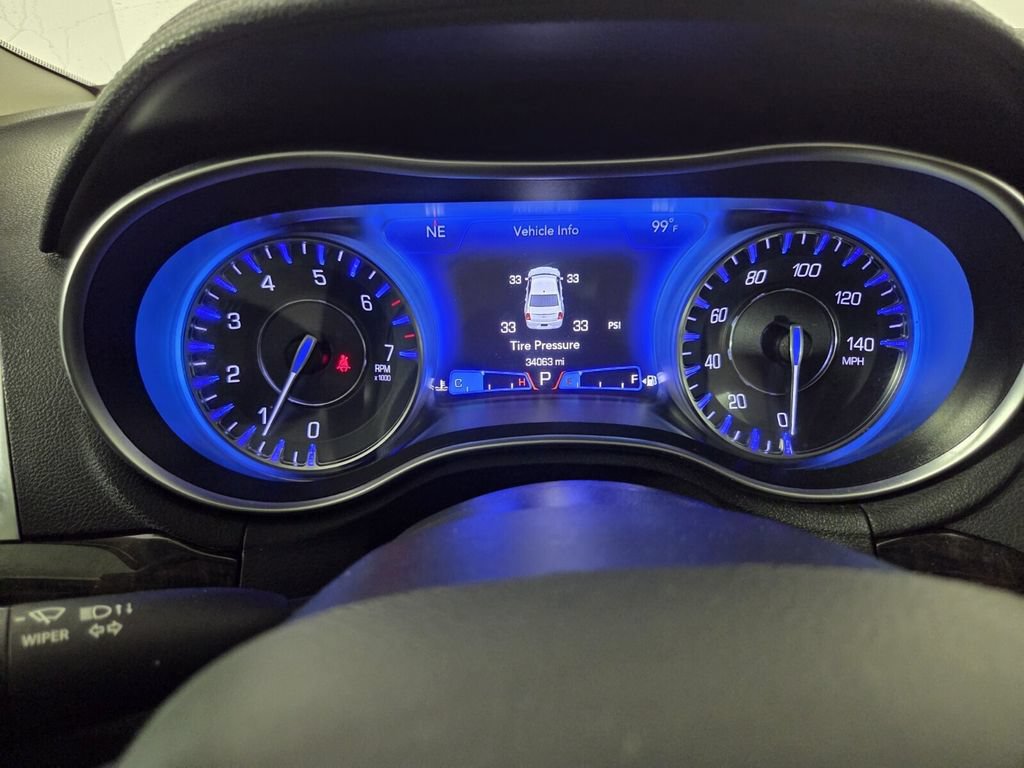Used 2023 Chrysler 300 Touring L w/ Comfort Group RWD image 14