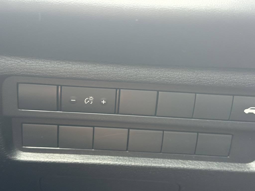 Used 2023 Mitsubishi Outlander SE AWD/4WD image 33