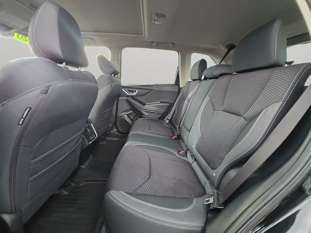 Used 2020 Subaru Forester Premium AWD/4WD image 12