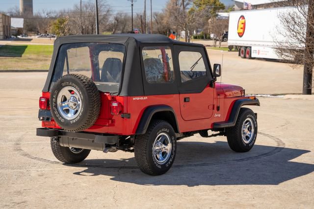 Used 1993 Jeep Wrangler S image 6