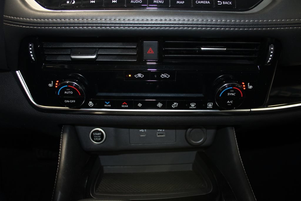 Used 2023 Nissan Rogue SL w/ SL Premium Package FWD image 17