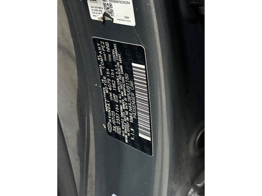 Used 2023 Hyundai Elantra Limited image 14