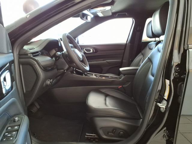 New 2026 Jeep Compass Limited image 13