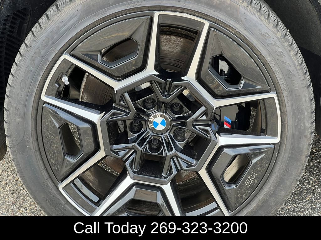 Used 2025 BMW XM AWD/4WD image 6
