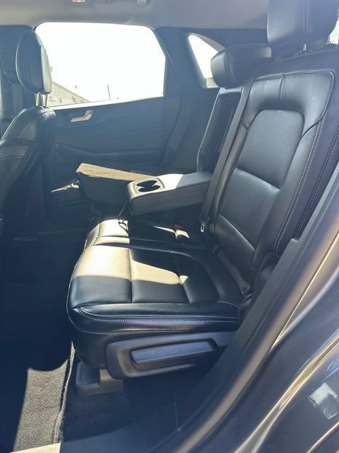 Used 2025 Ford Escape Platinum AWD/4WD image 54