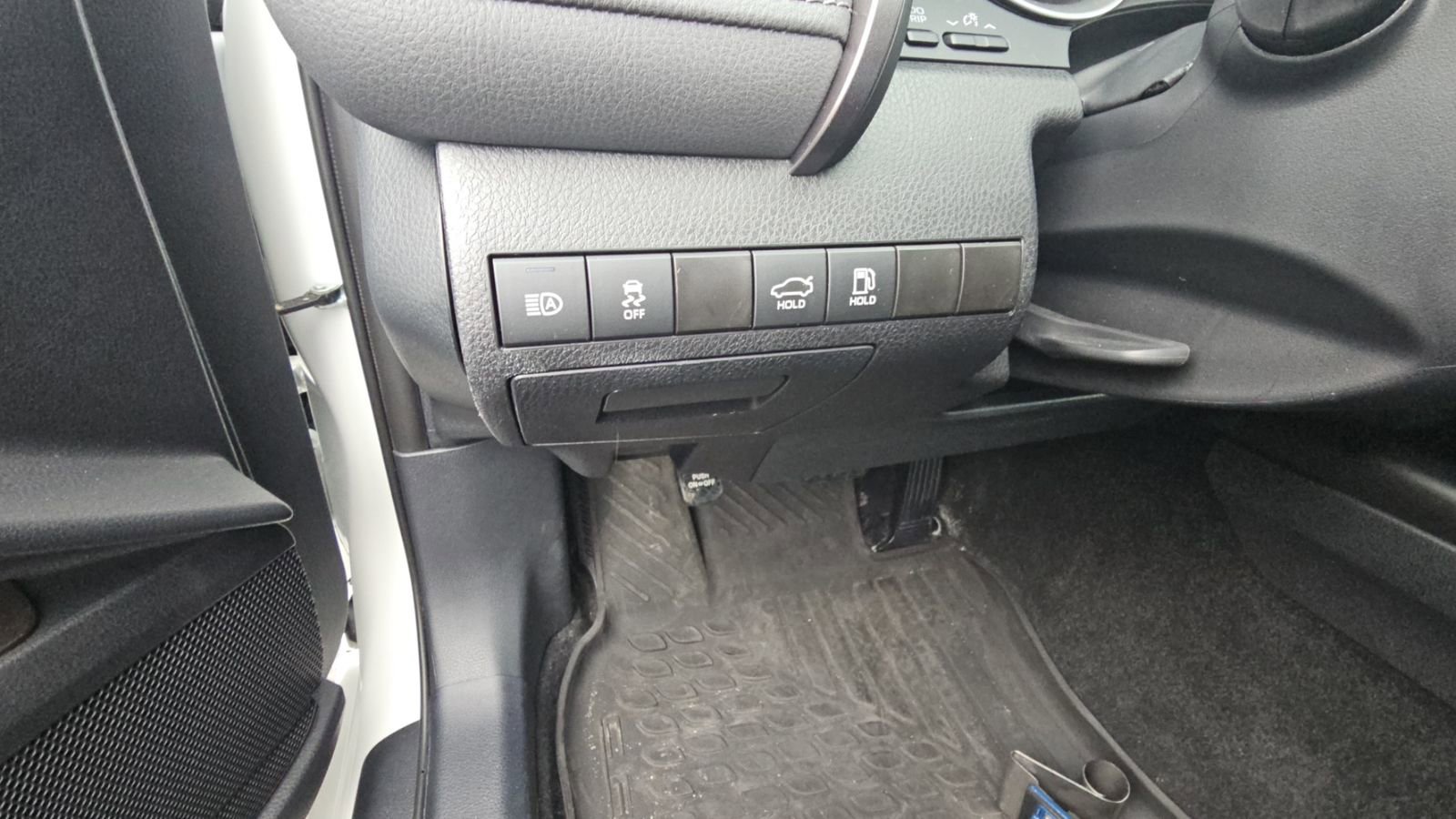 Certified 2023 Toyota Camry LE image 23
