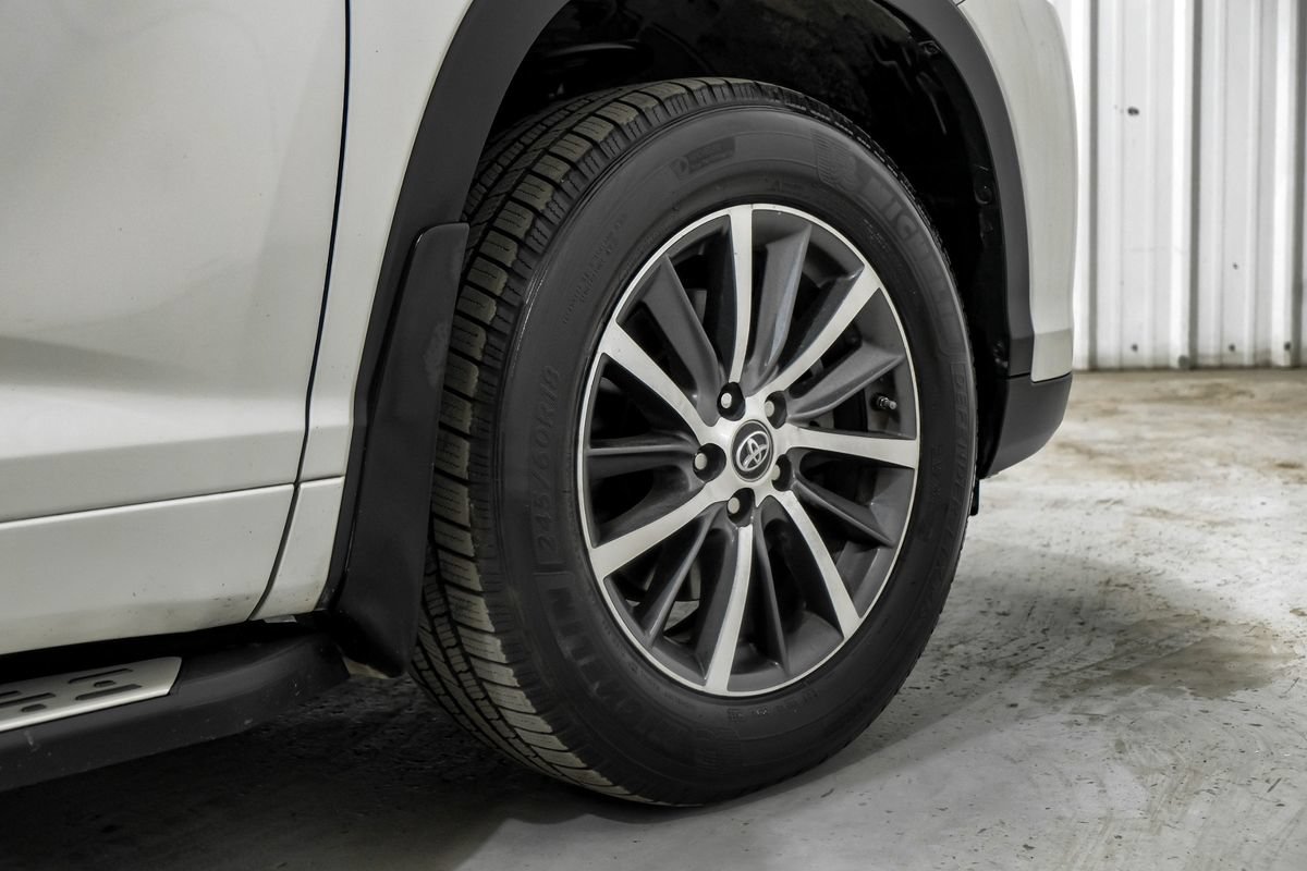 Used 2018 Toyota Highlander XLE FWD image 63