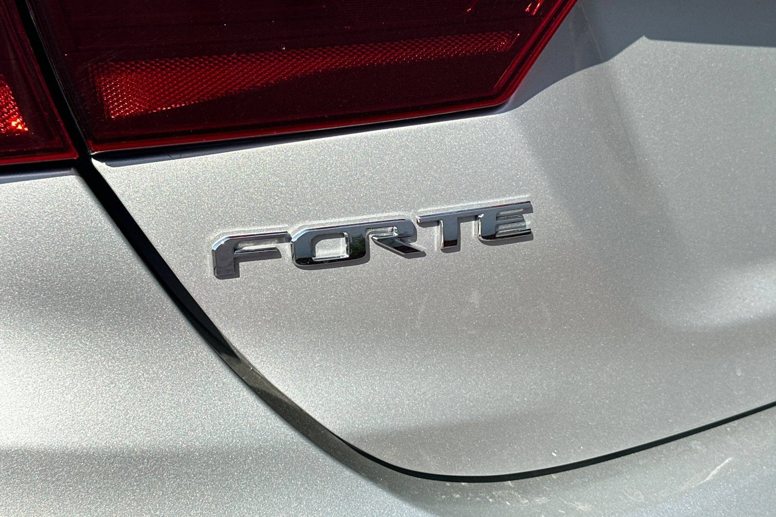 Used 2019 Kia Forte LXS FWD image 7