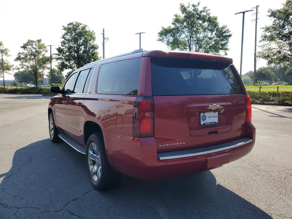 Used 2015 Chevrolet Suburban LTZ RWD image 6