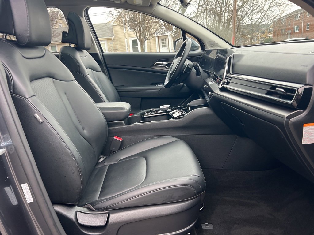 Certified 2023 Kia Sportage EX w/ EX Premium Package image 28