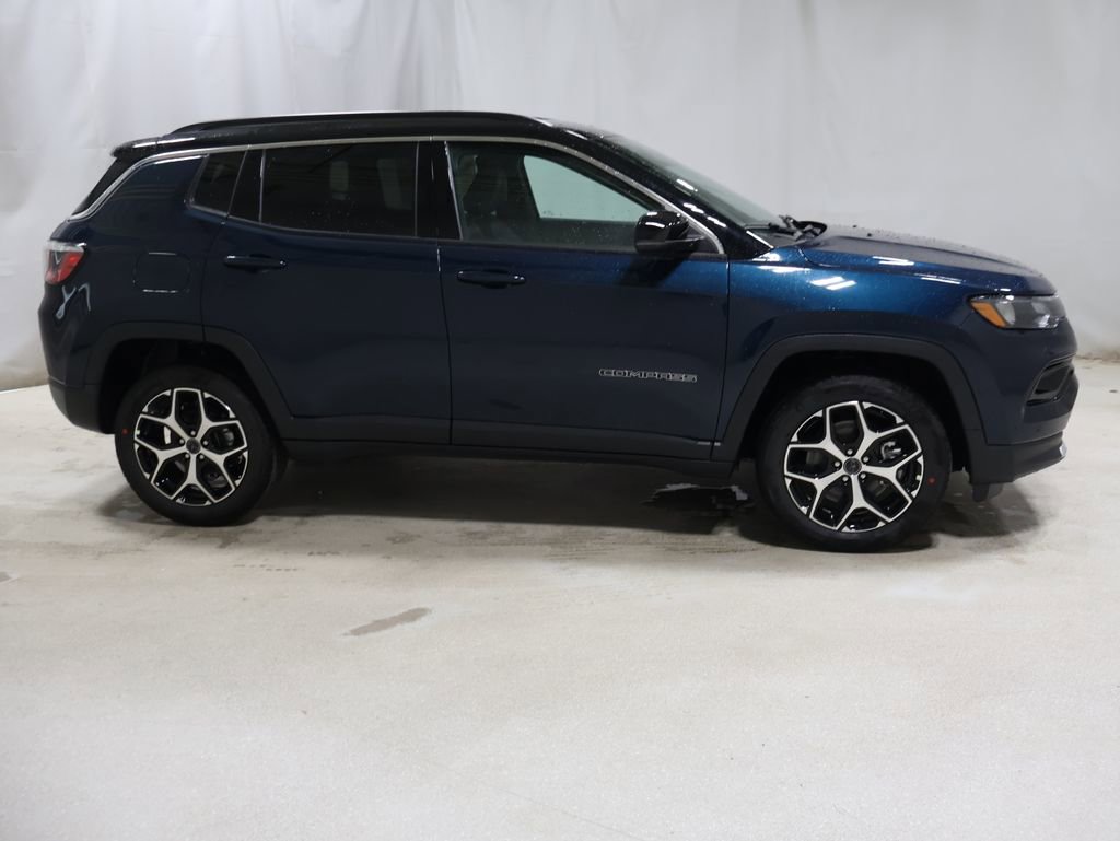 New 2026 Jeep Compass Limited image 8