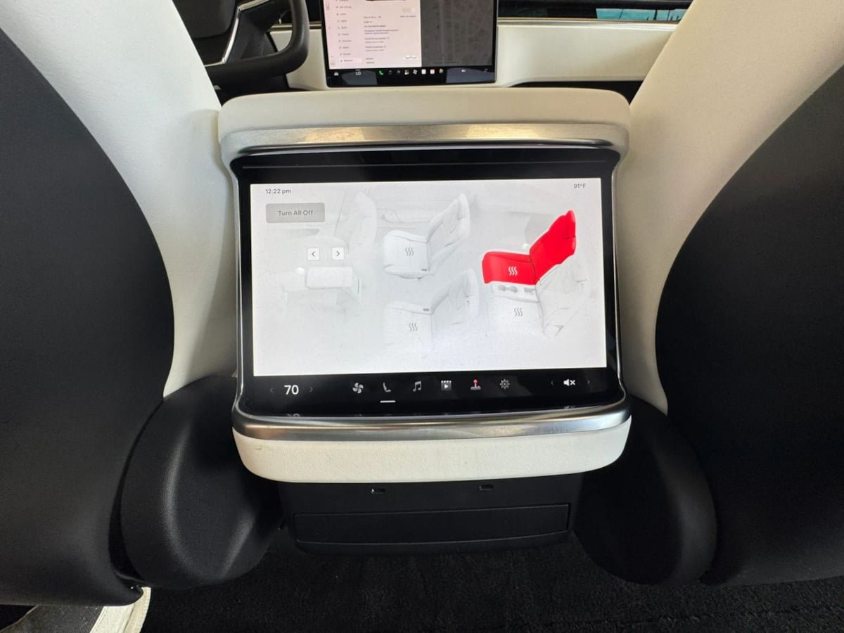 Used 2023 Tesla Model X AWD/4WD image 24