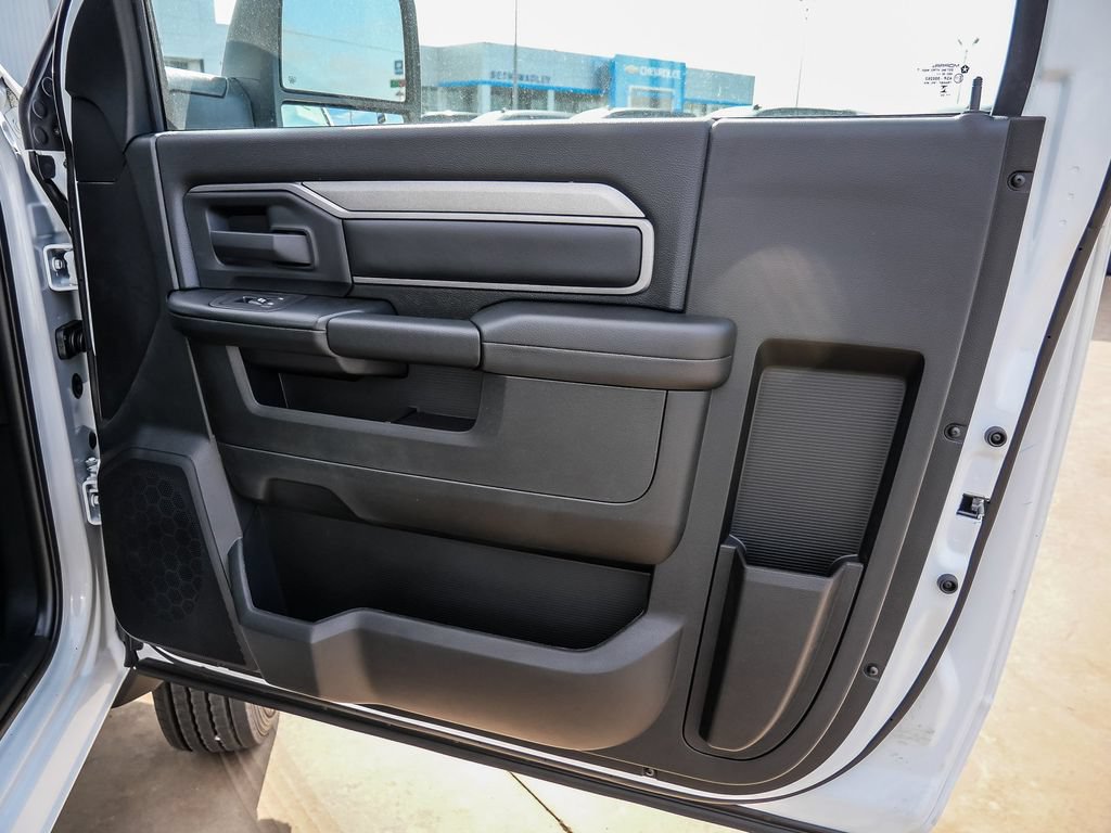 New 2026 RAM 4500 Tradesman AWD/4WD image 32