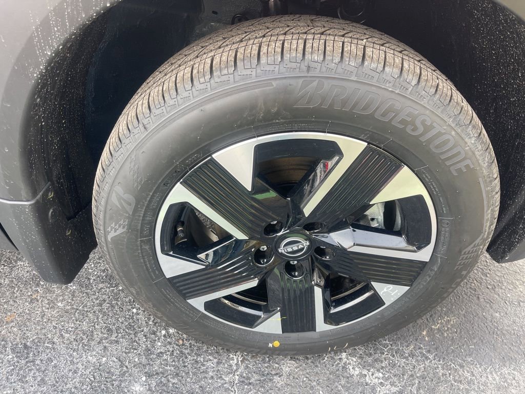 New 2026 Nissan Kicks SV w/ SV Premium Package image 29