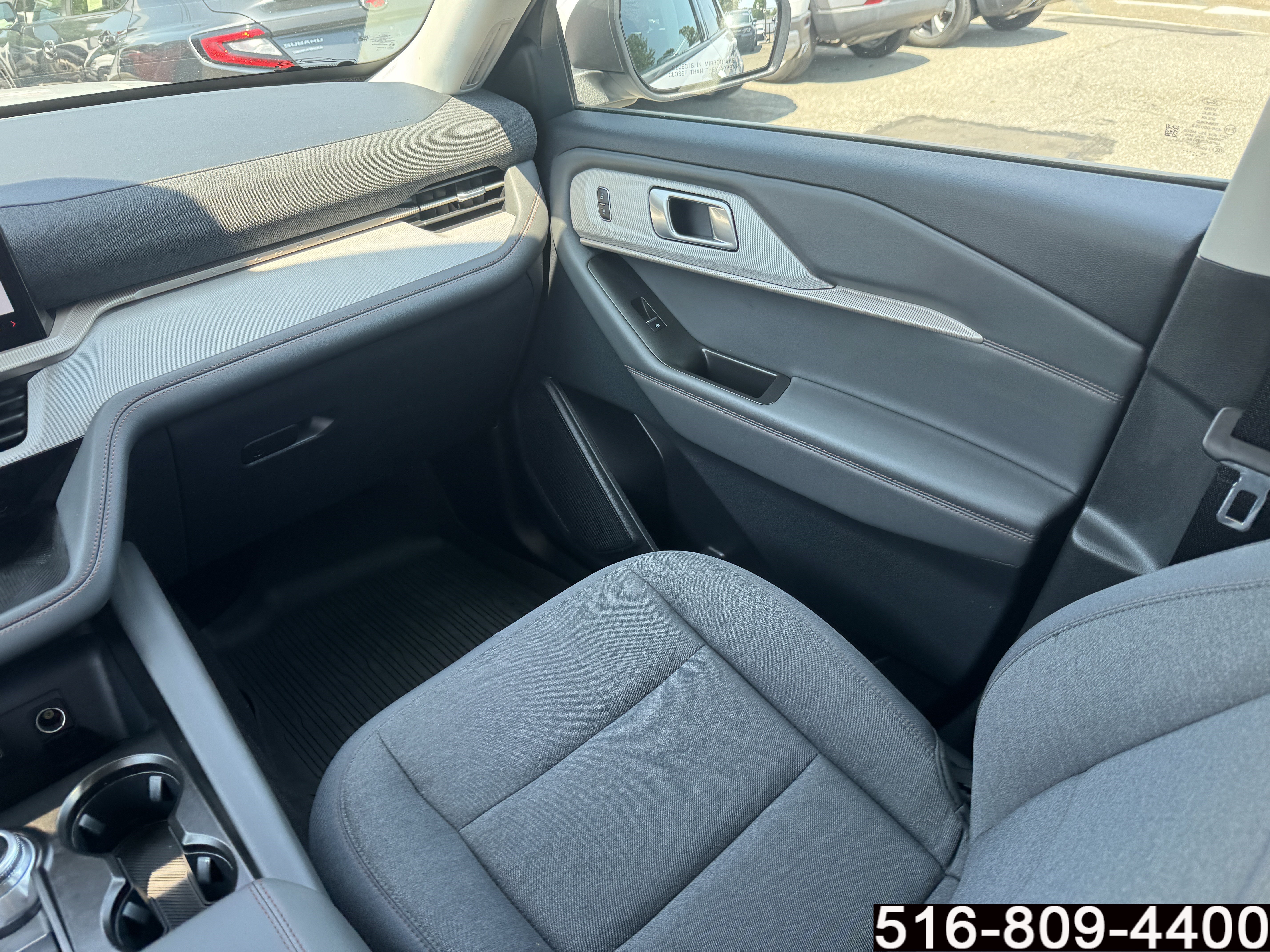 Used 2026 Ford Explorer Active AWD/4WD image 15