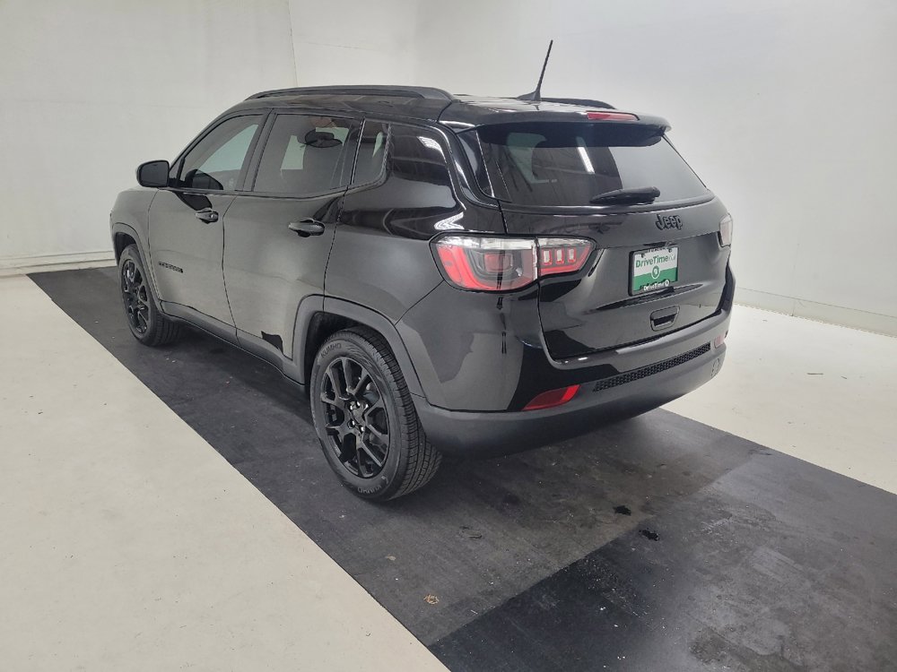Used 2022 Jeep Compass Latitude FWD image 5
