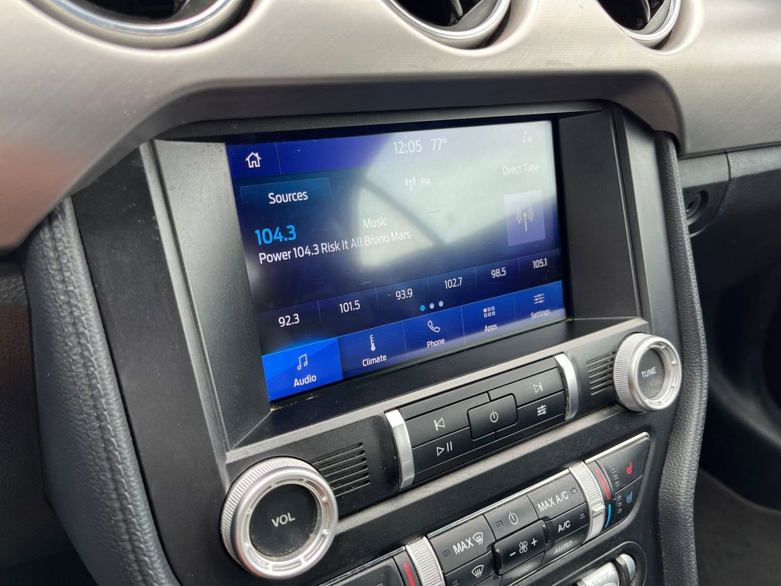 Used 2023 Ford Mustang Premium image 21