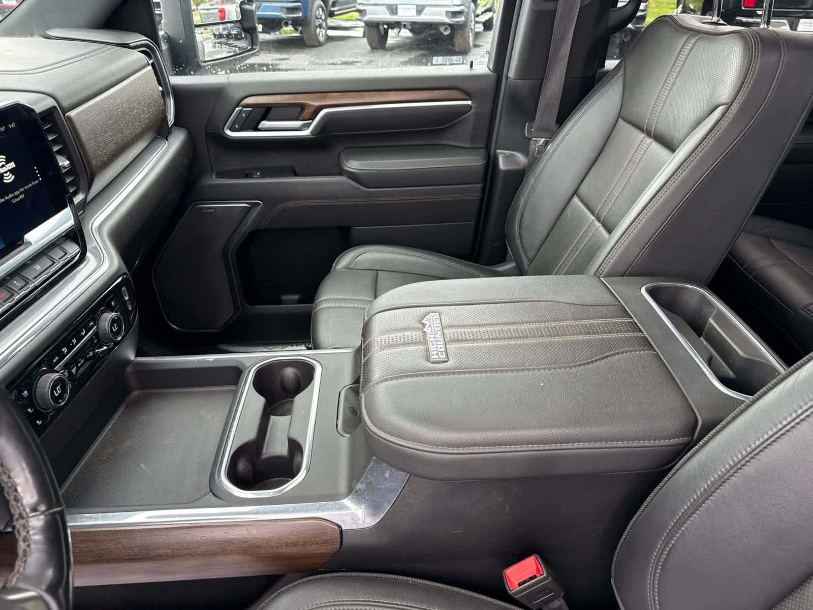 Certified 2025 Chevrolet Silverado 3500 High Country w/ Technology Package AWD/4WD image 20