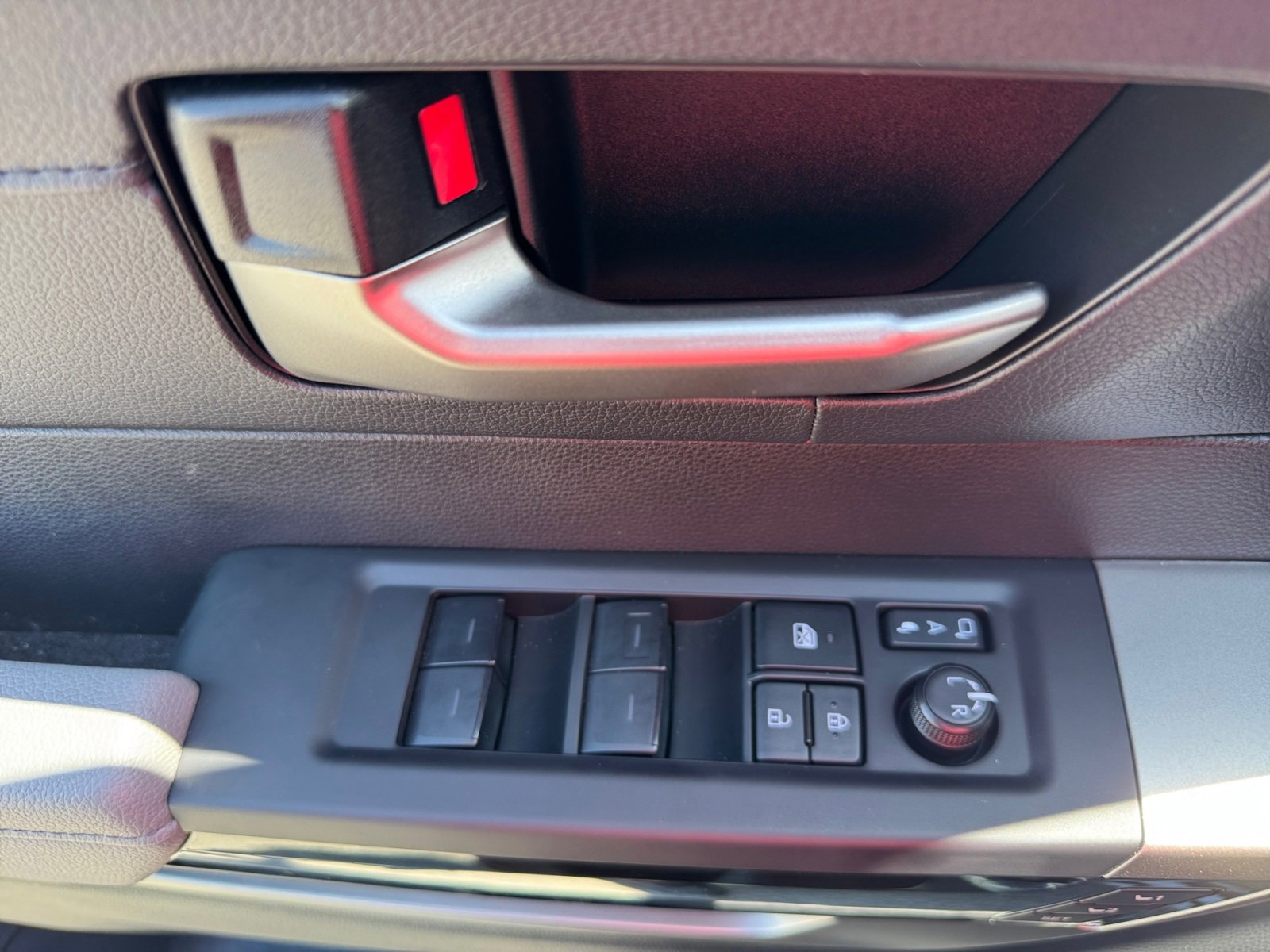 New 2025 Toyota Tundra Limited image 16