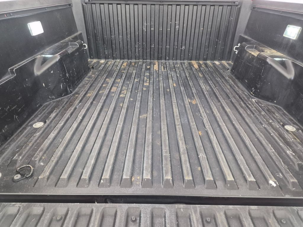 Used 2024 Toyota Tacoma SR5 w/ SR5 Upgrade Package AWD/4WD image 25