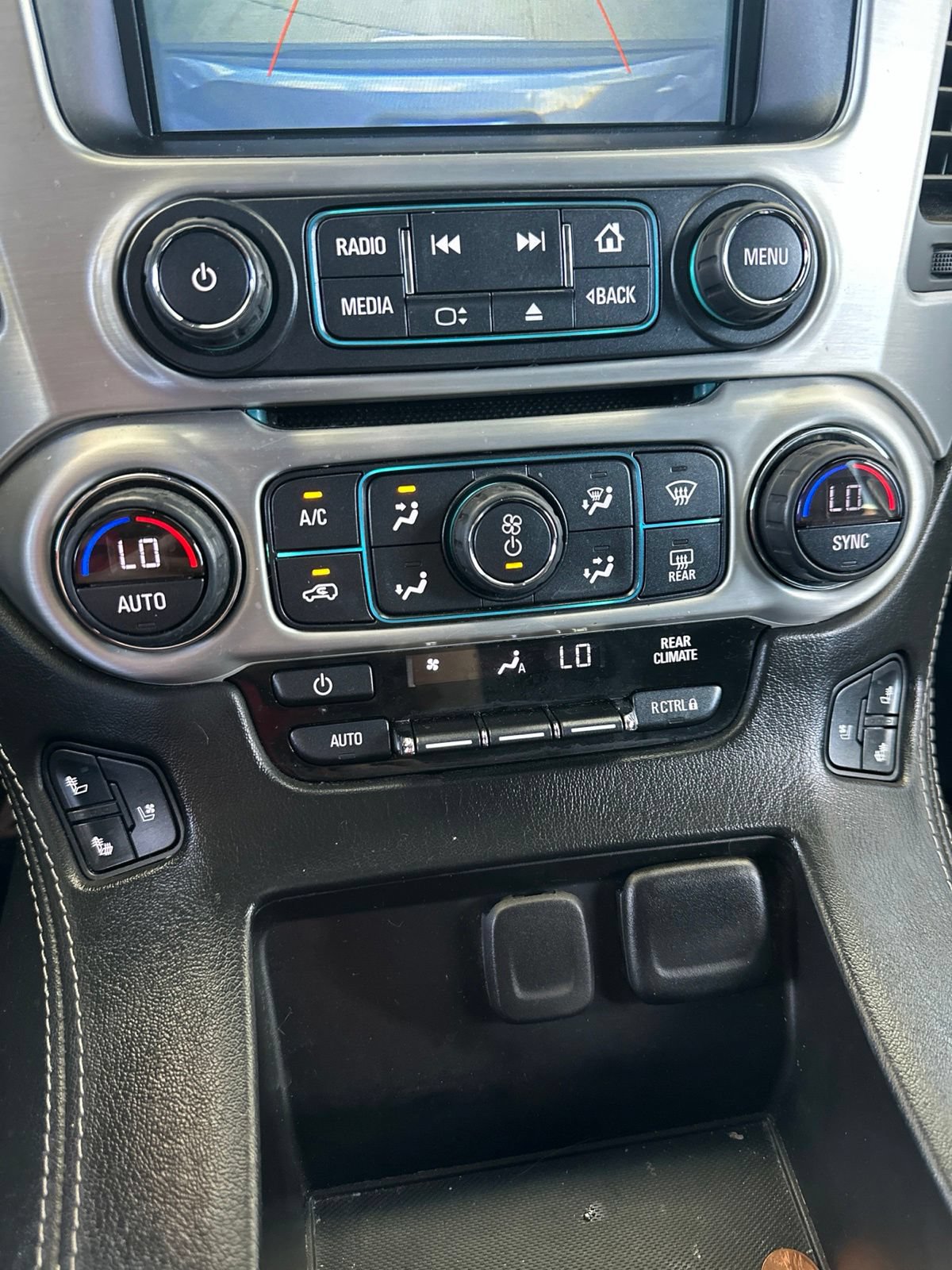 Used 2018 GMC Yukon SLT w/ Premium Edition RWD image 33
