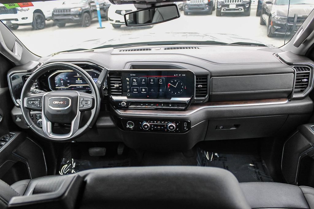 Used 2024 GMC Sierra 1500 SLT AWD/4WD image 13