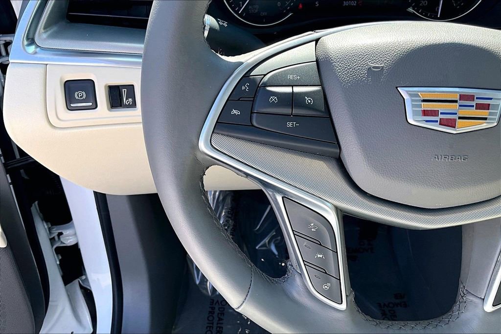 Certified 2024 Cadillac XT5 Premium Luxury w/ LPO, Floor Liner Package FWD image 9