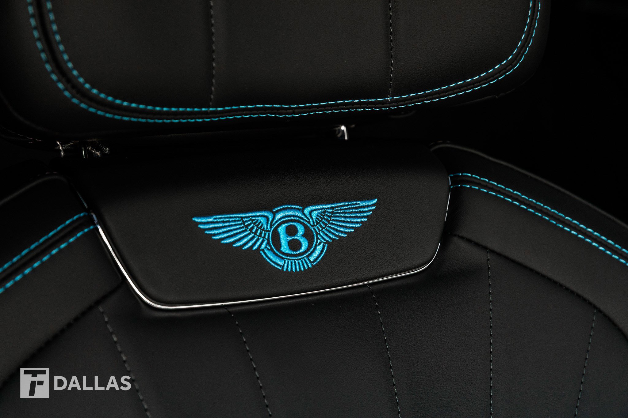 Used 2024 Bentley Flying Spur V8 image 43