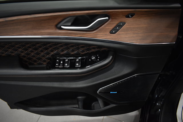 Used 2022 Jeep Grand Cherokee Summit w/ Luxury Tech Group V image 36