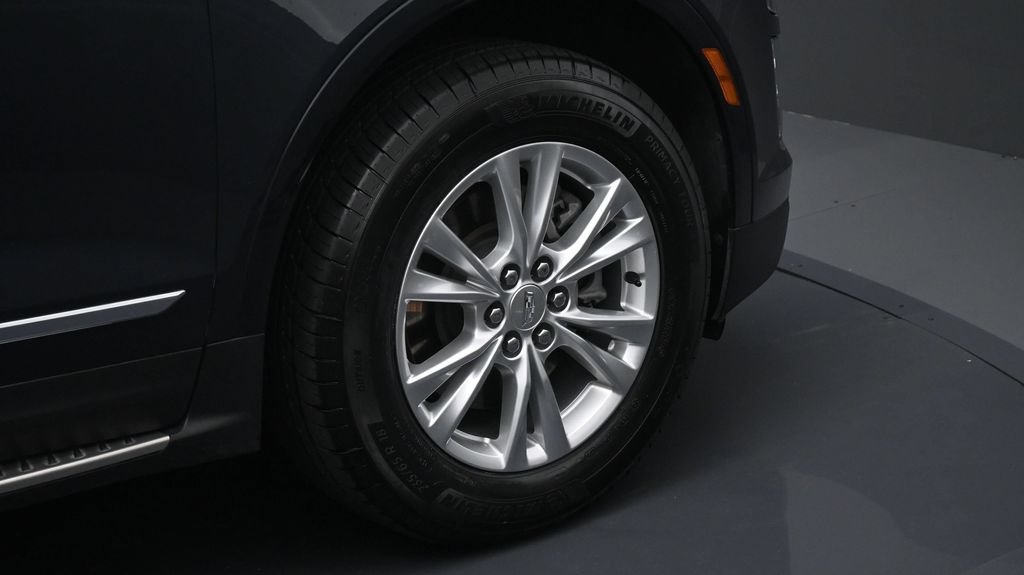 Certified 2023 Cadillac XT5 Luxury FWD image 6