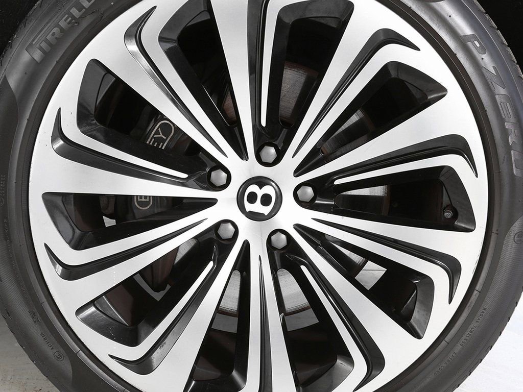 Certified 2023 Bentley Bentayga Extended Wheelbase AWD/4WD image 6