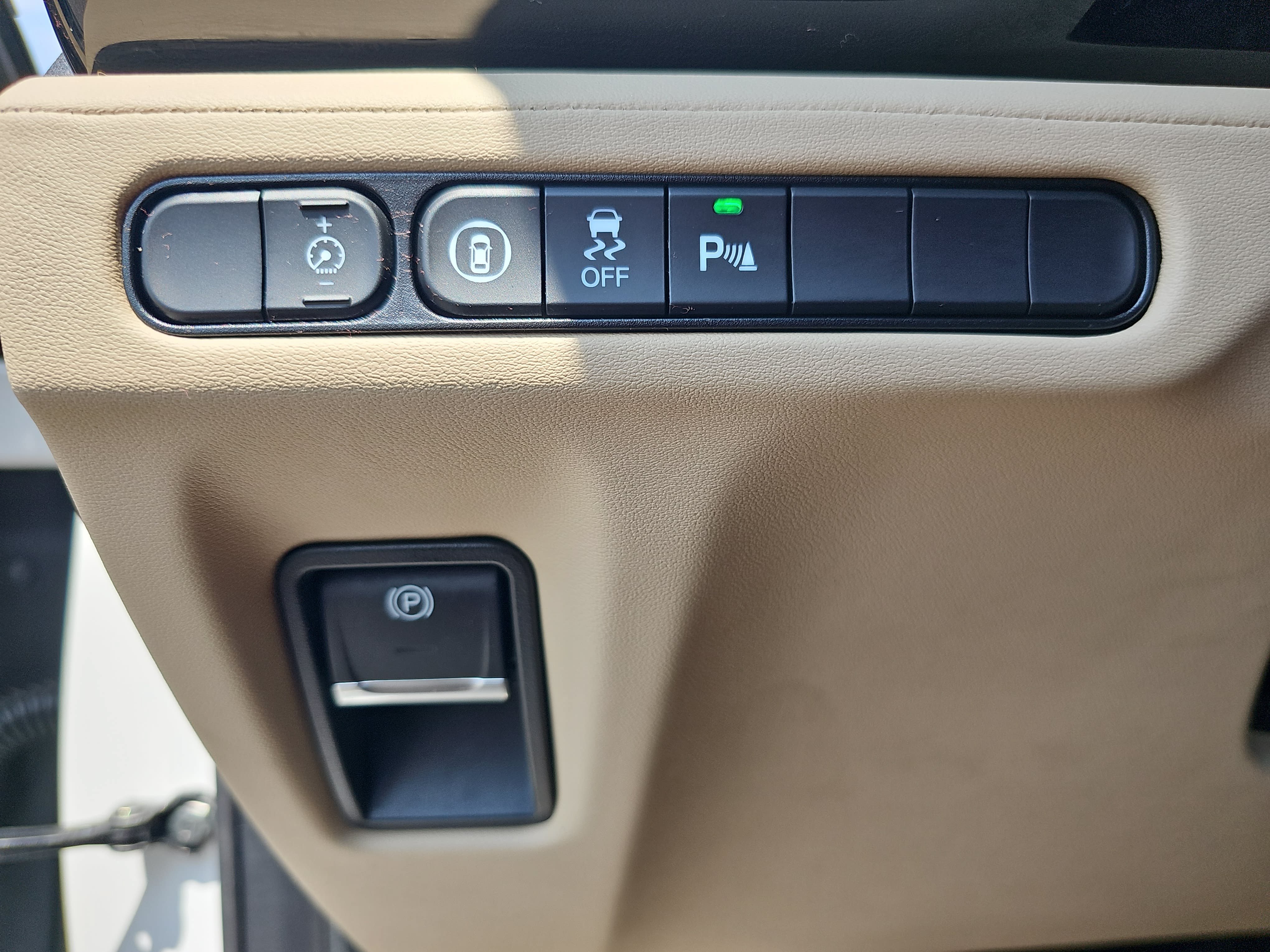 Certified 2024 Acura MDX FWD w/ Technology Package image 26
