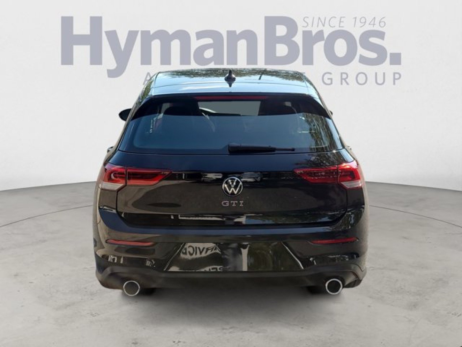 Used 2024 Volkswagen GTI SE FWD image 4